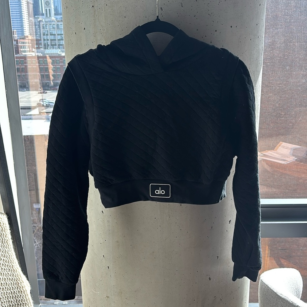 Alo Yoga Black Cropped Hoodie Sweatshirt – Textured | Size XS